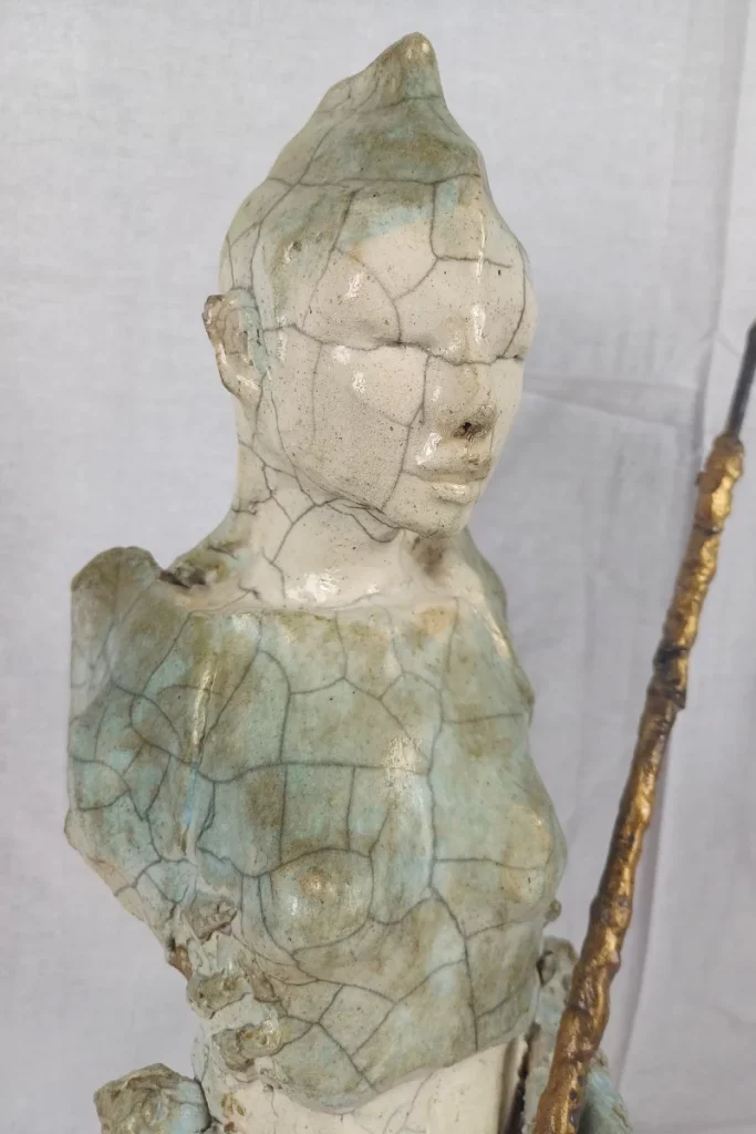 art sculpture guerrière