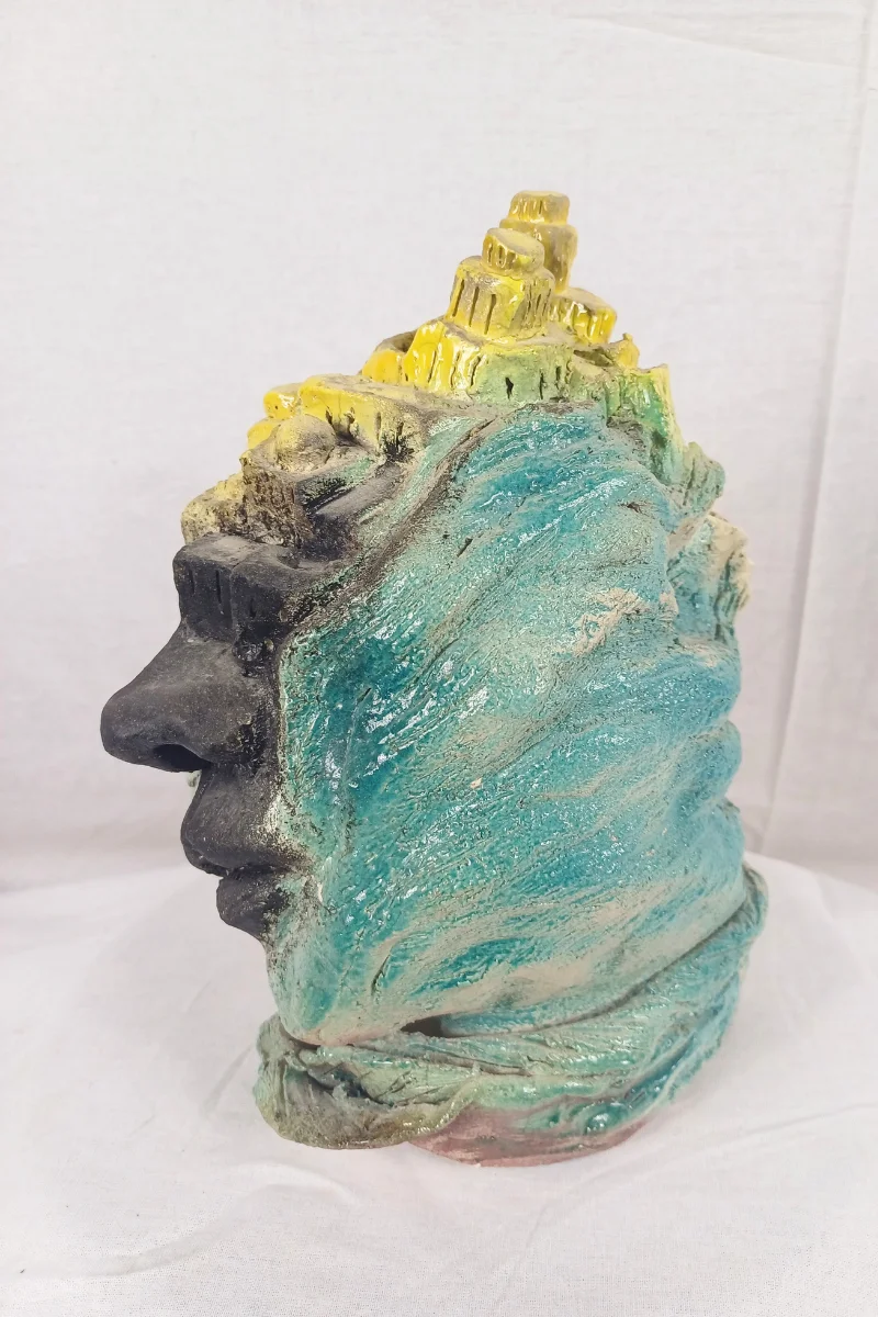 Sculpture unique sur le monde qui appartient à l'Homme
